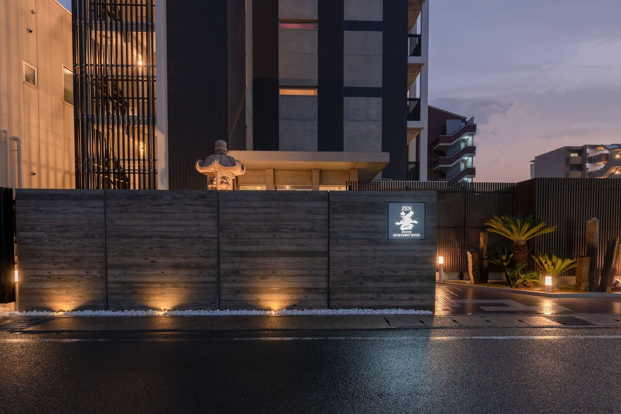 Zen Kyoto Apartment Hotel Екстериор снимка